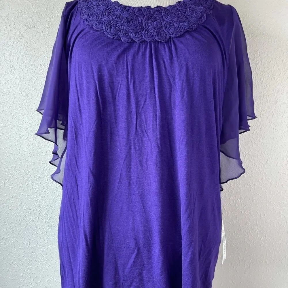 NWT AGB Women’s Blouse Size M